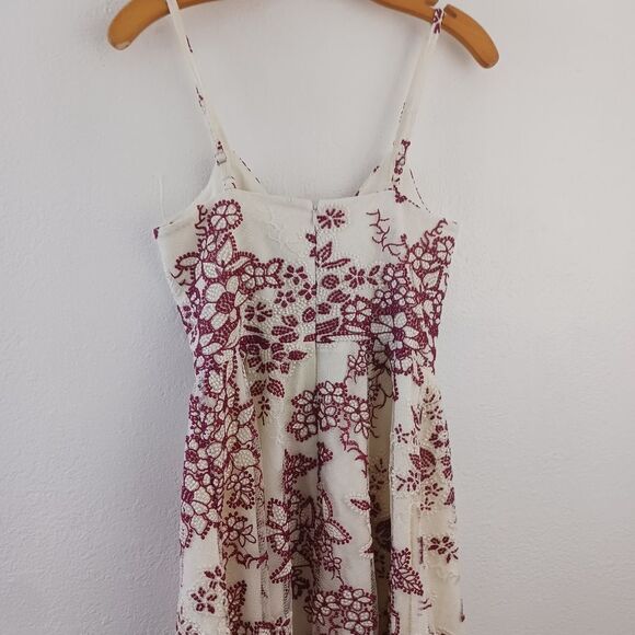 Dress the Population beige and wine sparkle lace v neckline flare skirt size S - Picture 7 of 7